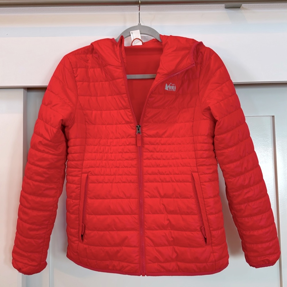Cerry red REI puffer jacket un size 14-16